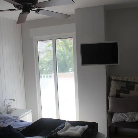 Departamento De Categoria En Playa San Juan, Con Vistas Al Mar Y A Metros De La Playa