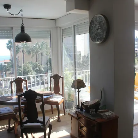 Departamento De Categoria En Playa San Juan, Con Vistas Al Mar Y A Metros De La Playa